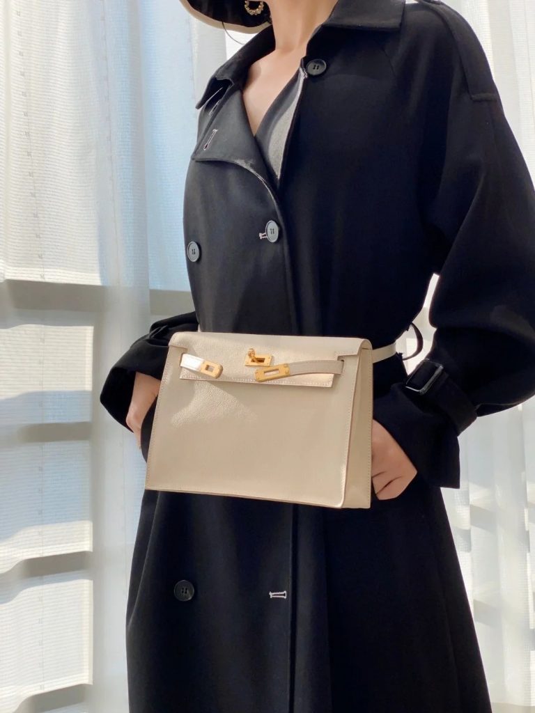 Kelly Danse from Hermès styled as a belt bag