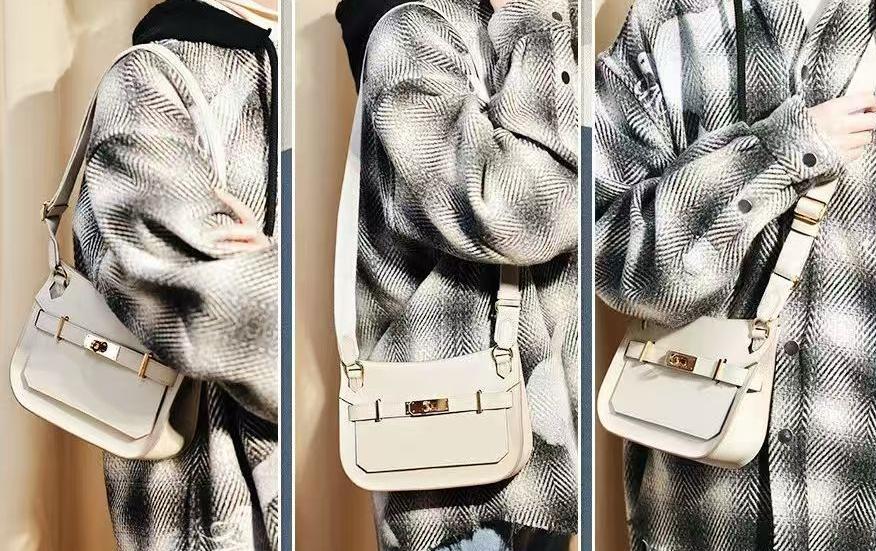 Hermes Jypsiere displayed by a model